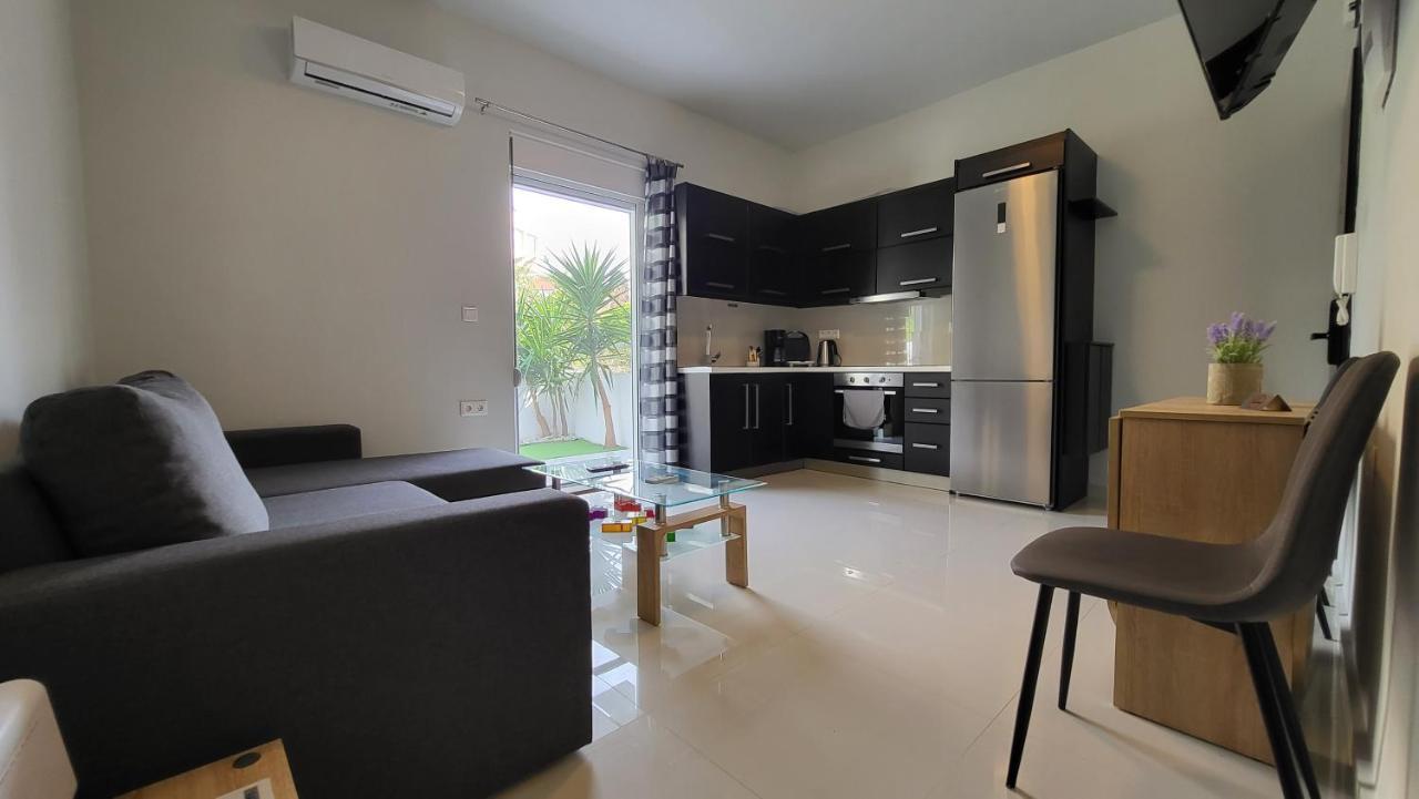 Konnet Apartment Rhodes City Kültér fotó